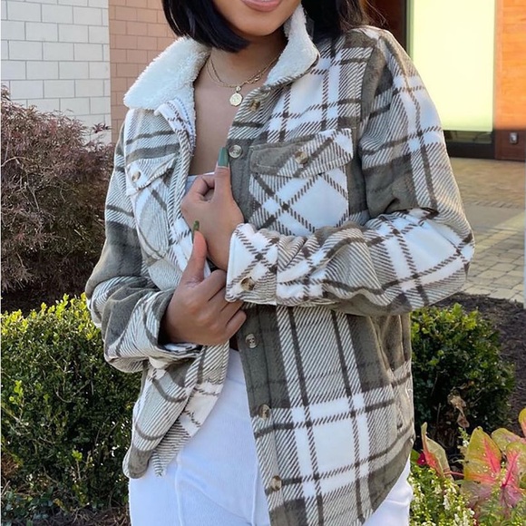 Fashion Nova Cozy Days Plaid Shacket - Taupe/combo - Picture 5 of 12